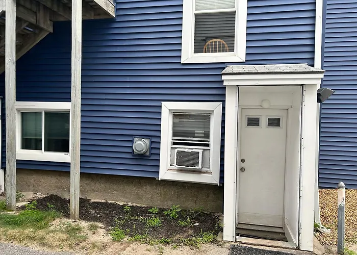 Nautical Beach Apartments